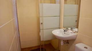 Отель Отель Жуляны Сити Киев Двухместный номер с 1 кроватью или 2 отдельными кроватями-10
